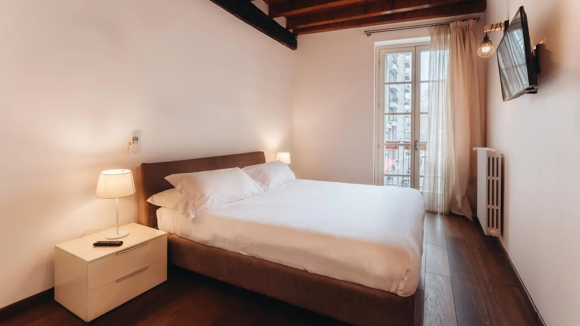 Charming Milan Apartments Brera - Madonnina